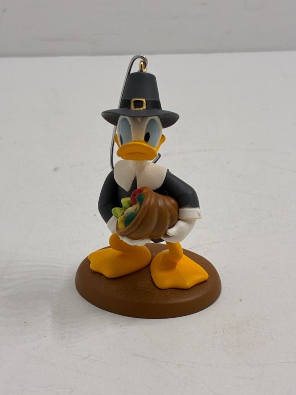 Donald Duck Pilgrim Thanksgiving Ornament 2014 Disney Collectible Figurine 2.5"